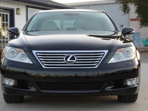 Used 2011 Lexus LS 460 w/ Luxury Value Edition image 8