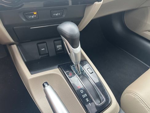 Used 2013 Honda Civic EX-L image 21