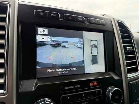 Used 2017 Ford F250 Lariat w/ Lariat Ultimate Package image 37