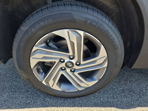 Certified 2023 Hyundai Santa Fe SEL AWD/4WD image 18