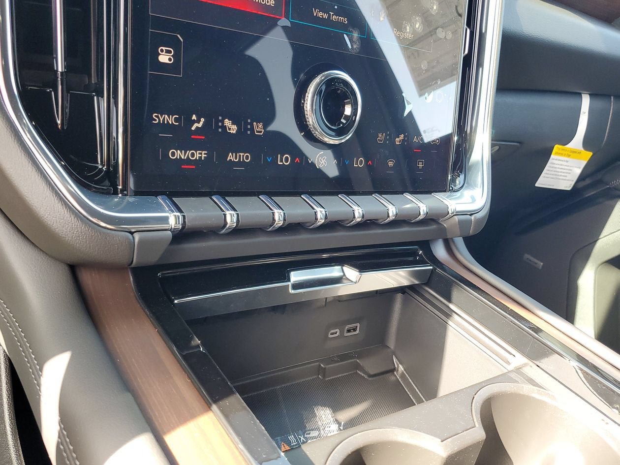 New 2026 GMC Yukon Denali RWD image 23