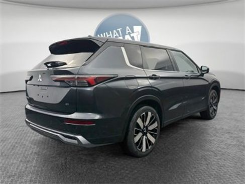 New 2026 Mitsubishi Outlander SE image 3