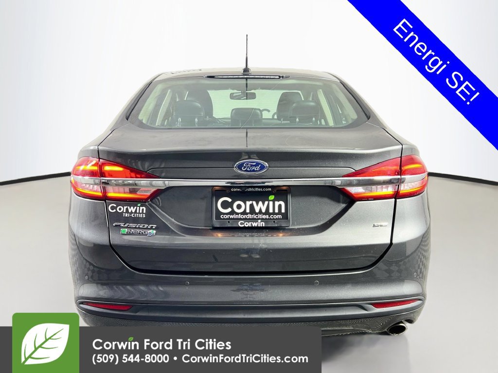 Used 2018 Ford Fusion Energi SE FWD image 12