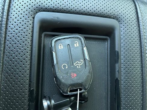 Used 2019 GMC Sierra 1500 Denali w/ Technology Package AWD/4WD image 41