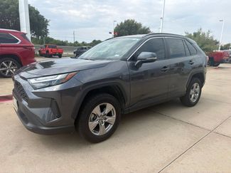 Used 2022 Toyota RAV4 XLE FWD video 1