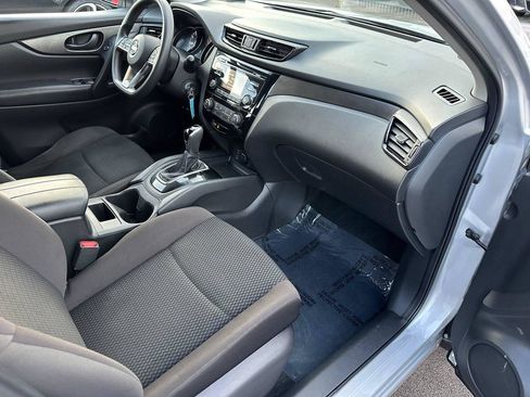 Used 2018 Nissan Rogue Sport S FWD image 27