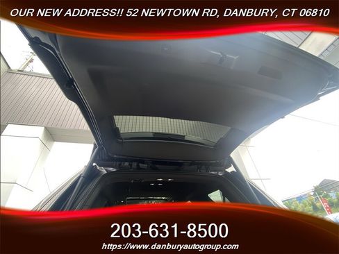 Used 2025 Cadillac Escalade Premium Luxury w/ Touring Package AWD/4WD image 30
