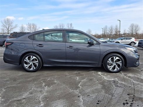 Used 2023 Subaru Legacy Premium image 8