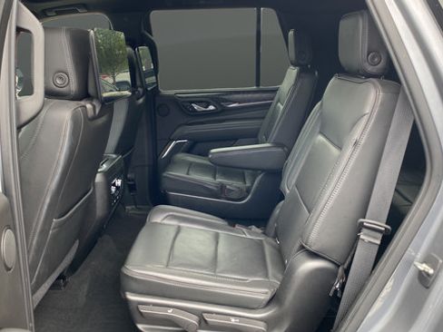 Used 2021 GMC Yukon Denali w/ Denali Premium Package AWD/4WD image 22