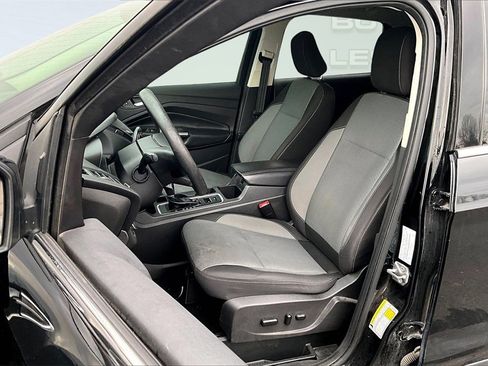 Used 2018 Ford Escape SE w/ SE Sync 3 Package image 12