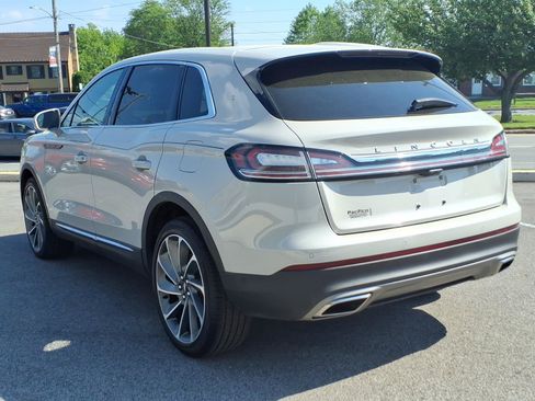Certified 2023 Lincoln Nautilus Reserve w/ Equipment Group 202A AWD/4WD image 5
