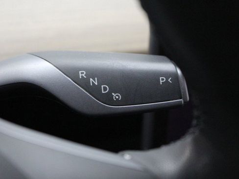 Used 2022 Tesla Model 3 Performance image 15