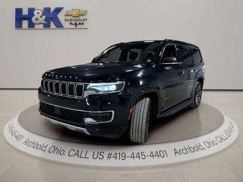 Used 2023 Jeep Wagoneer Series II AWD/4WD image 4