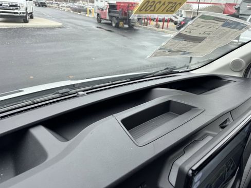 New 2026 Ford Transit 250 148 Medium Roof image 19