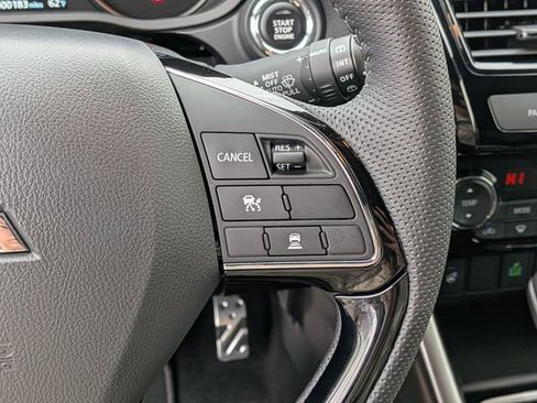 New 2025 Mitsubishi Eclipse Cross Black Edition image 19