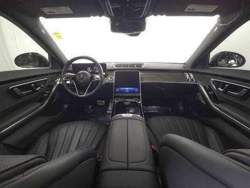 Certified 2023 Mercedes-Benz S 500 4MATIC image 28