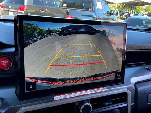 Used 2025 Toyota Tacoma TRD Sport image 26