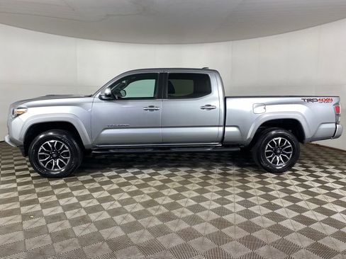 Used 2023 Toyota Tacoma TRD Sport AWD/4WD image 6