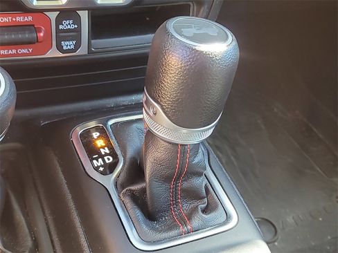 Used 2022 Jeep Wrangler Unlimited Rubicon image 27