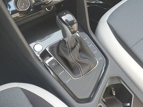 New 2025 Volkswagen Taos S image 22