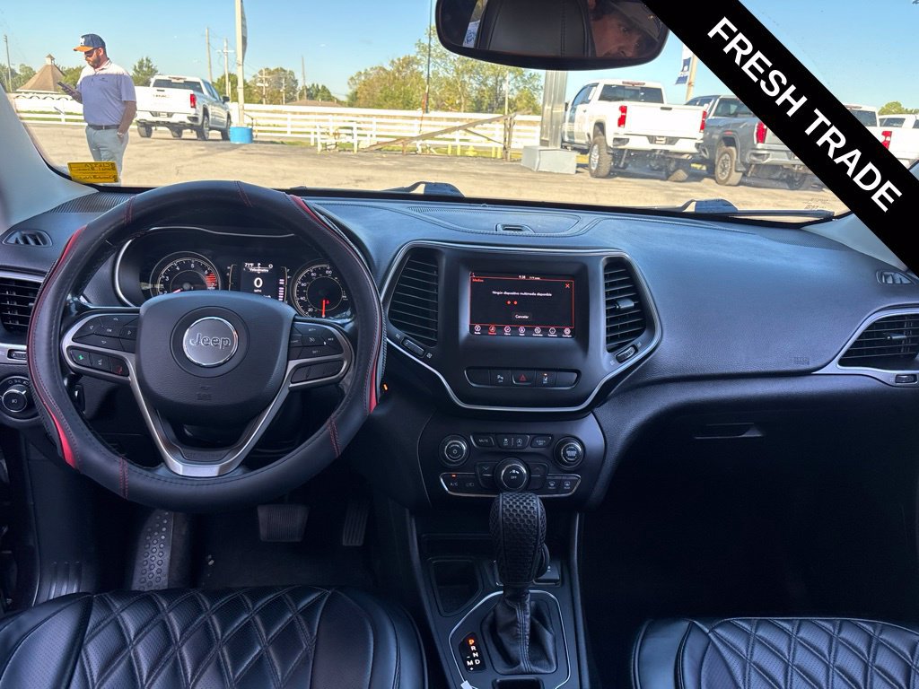 Used 2021 Jeep Cherokee Latitude Plus FWD image 7