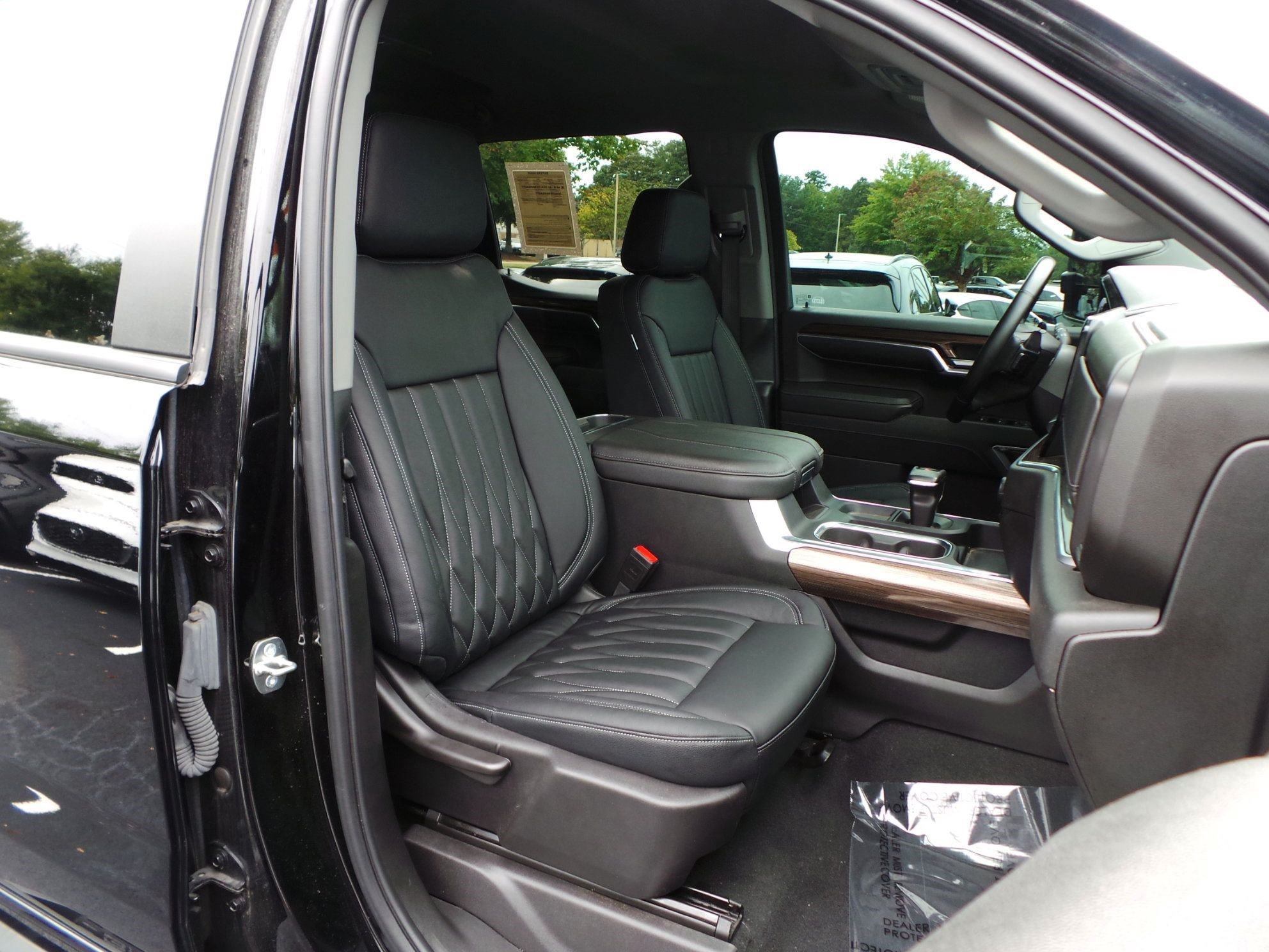 Used 2024 Chevrolet Silverado 1500 RST w/ True North Edition Plus AWD/4WD image 18