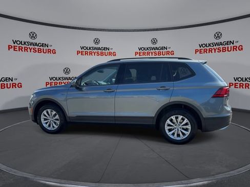 Used 2018 Volkswagen Tiguan S w/ 3rd Row Seat Package AWD/4WD image 5