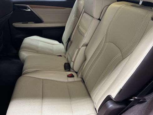 Used 2018 Lexus RX 350L FWD w/ Premium Package image 10