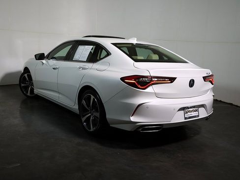 Used 2025 Acura TLX w/ Technology Package image 2