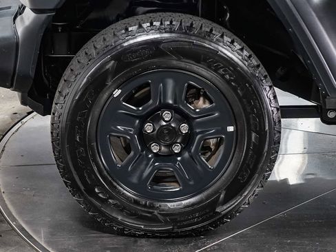 Used 2020 Jeep Wrangler Sport image 10