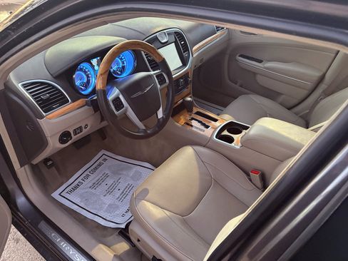 Used 2013 Chrysler 300 C image 56