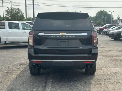 Used 2023 Chevrolet Suburban High Country w/ Premium Package 2 AWD/4WD image 5