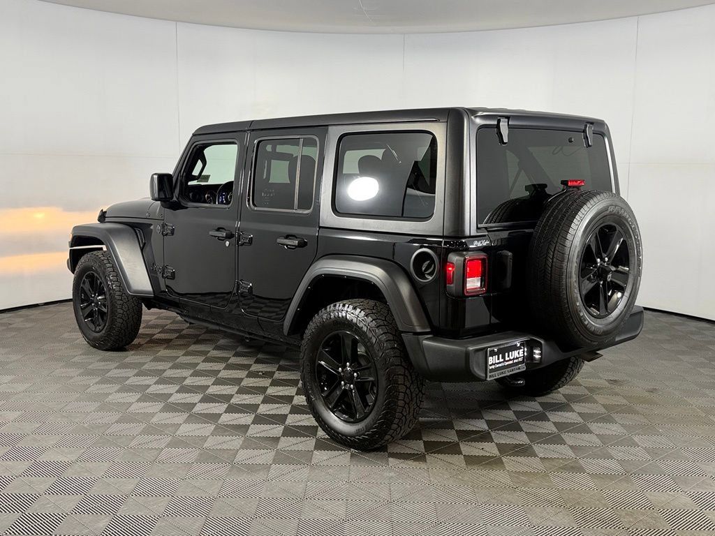 Used 2023 Jeep Wrangler Unlimited Sport AWD/4WD image 9