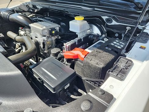 Certified 2022 RAM 1500 Limited image 34