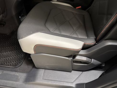 Certified 2024 Volkswagen Atlas Peak Edition SE AWD/4WD image 23