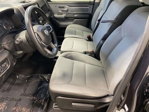 Used 2019 RAM 1500 Big Horn image 10