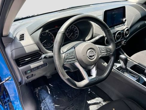 Used 2025 Nissan Sentra SV w/ All-Weather Package FWD image 8