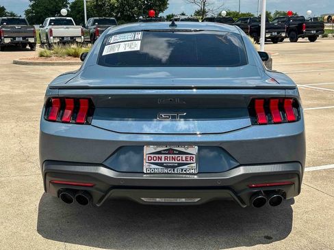Used 2025 Ford Mustang GT RWD image 4