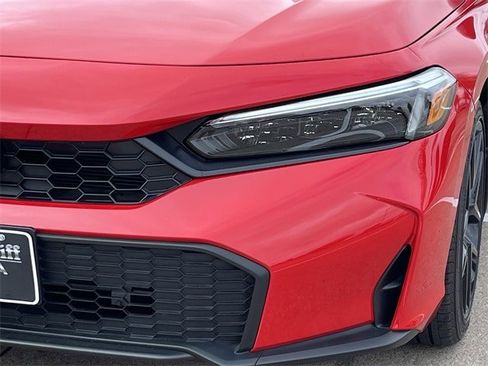 Used 2025 Honda Civic Sport image 9