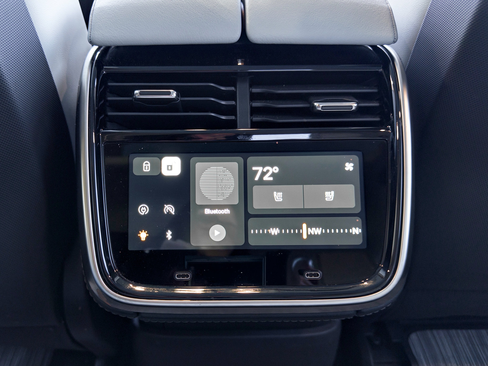 Used 2023 Rivian R1T Adventure Dual AWD/4WD image 19