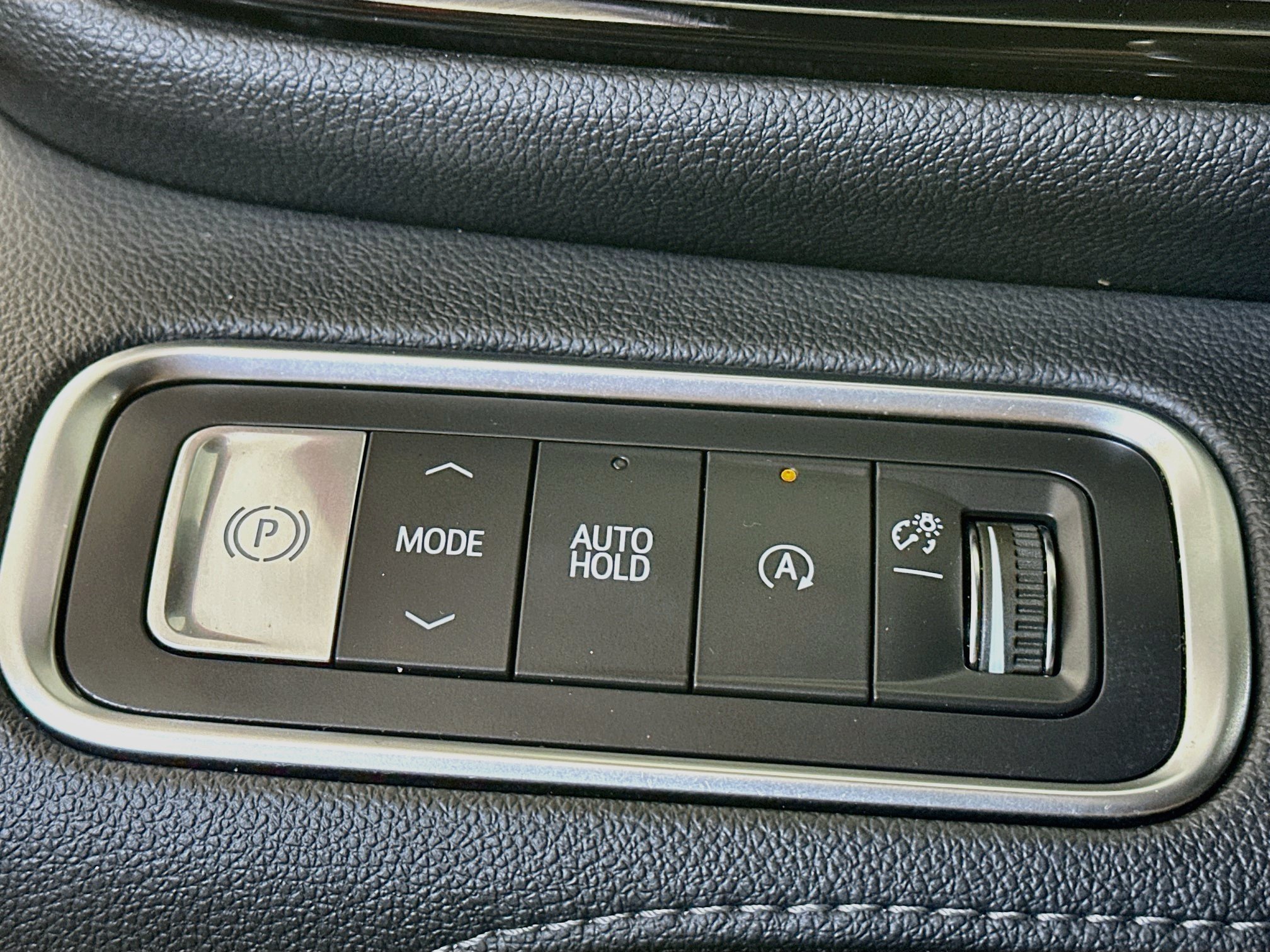 Used 2025 Buick Enclave Preferred FWD image 17