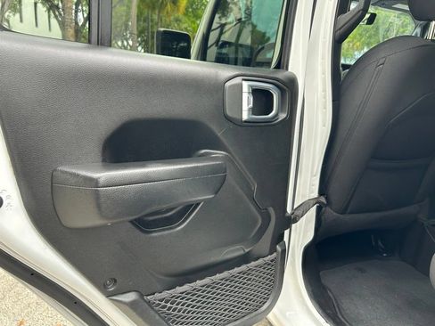 Used 2021 Jeep Wrangler Unlimited Sport w/ Sun And Sound Package AWD/4WD image 43
