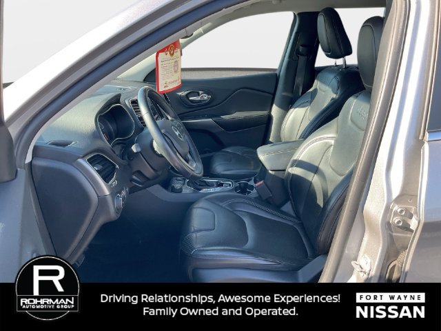 Used 2019 Jeep Cherokee Limited AWD/4WD image 12