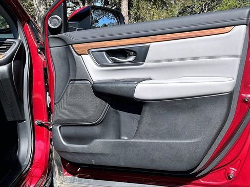 Used 2021 Honda CR-V Touring image 25