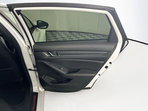 Used 2020 Honda Accord Sport image 28