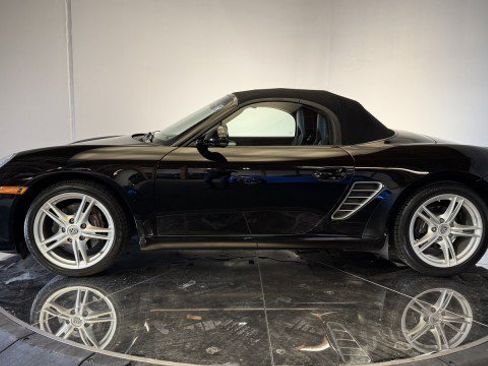 Used 2011 Porsche Boxster RWD image 29