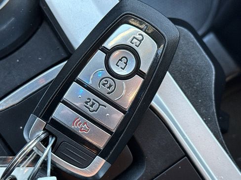 Used 2022 Ford Explorer Limited w/ Hybrid Equipment Group 310A image 37