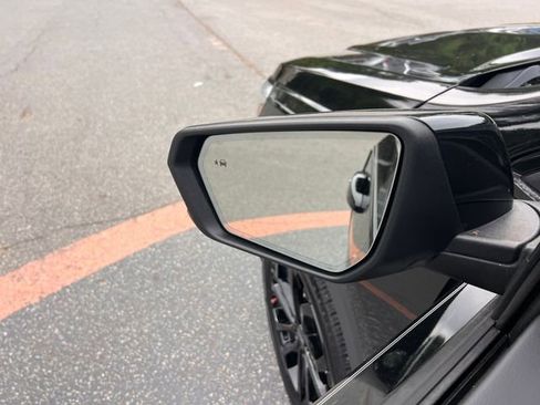 Used 2021 GMC Terrain SLT w/ Elevation Edition image 12