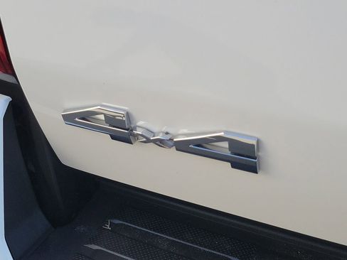 Used 2025 Toyota Tacoma SR5 image 7