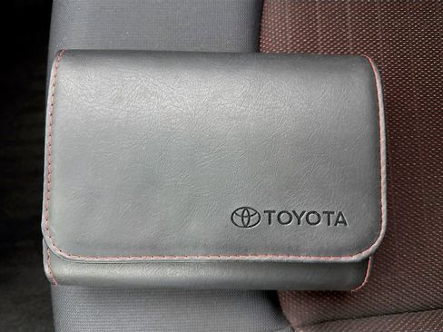 Used 2025 Toyota Corolla SE w/ SE Premium Package FWD image 35